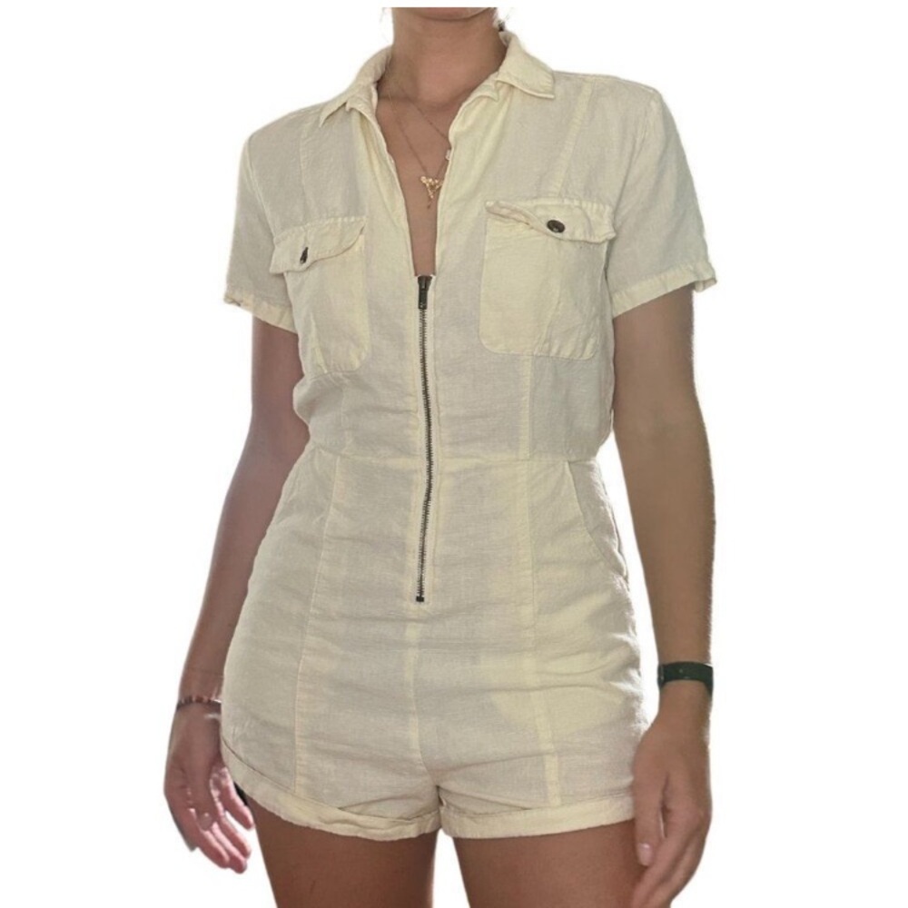 Urban outfitters cream romper - Picture 1 of 13